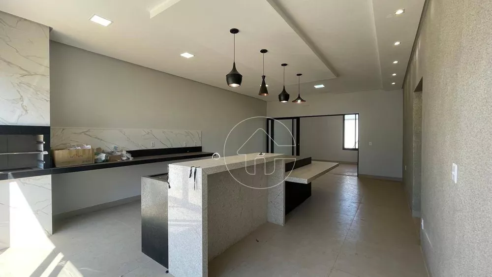 Casa à venda com 2 quartos, 210m² - Foto 6