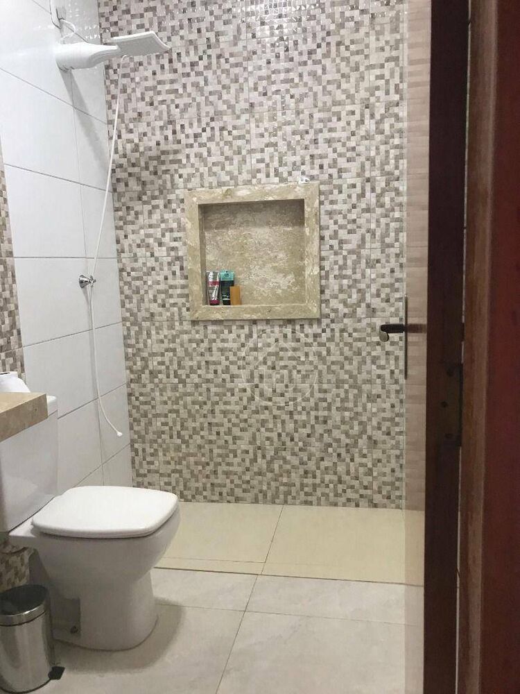 Casa à venda com 2 quartos, 95m² - Foto 4