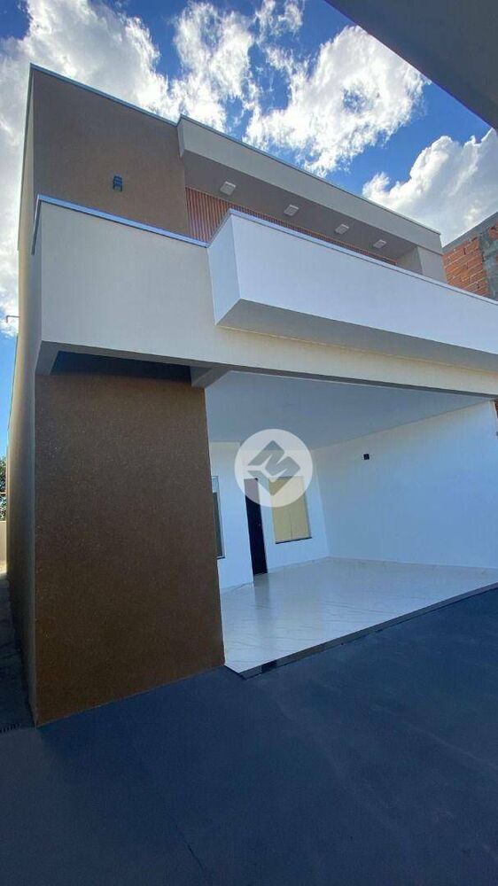 Casa à venda com 3 quartos, 110m² - Foto 1