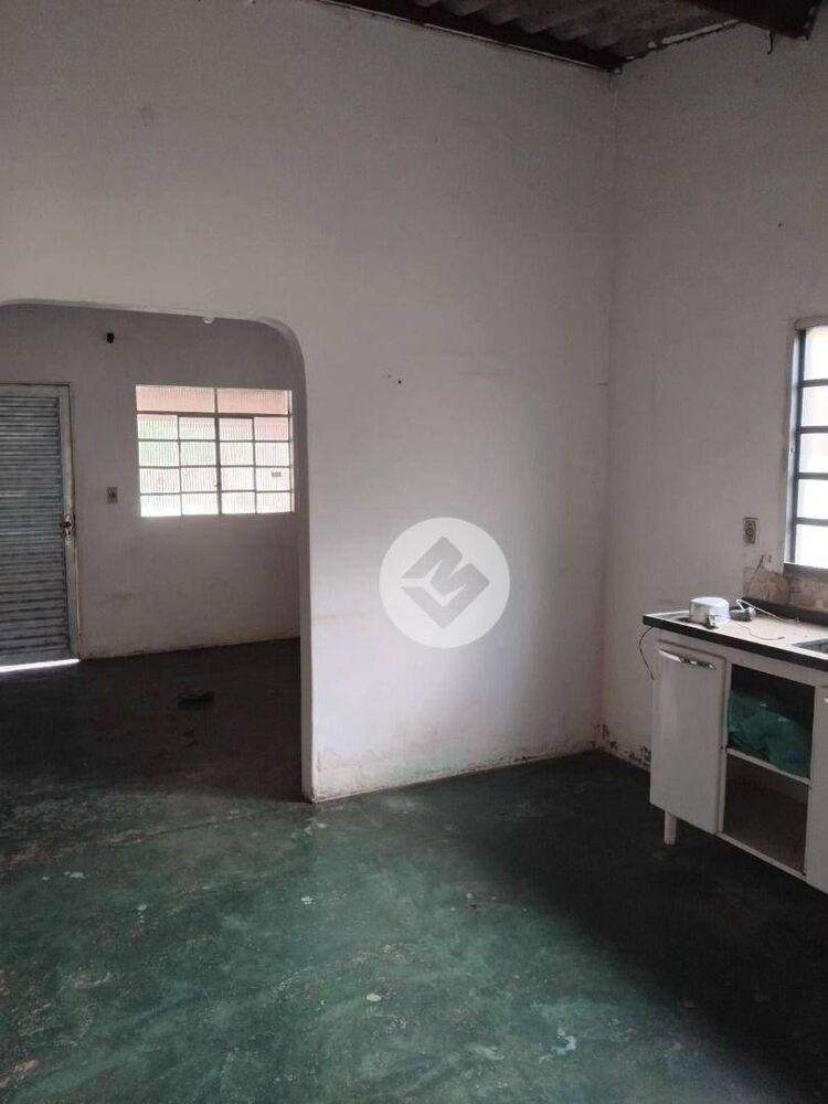 Casa à venda com 2 quartos, 174m² - Foto 3