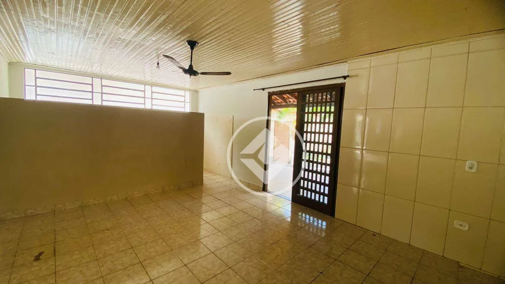 Casa, 4 quartos, 270 m² - Foto 4