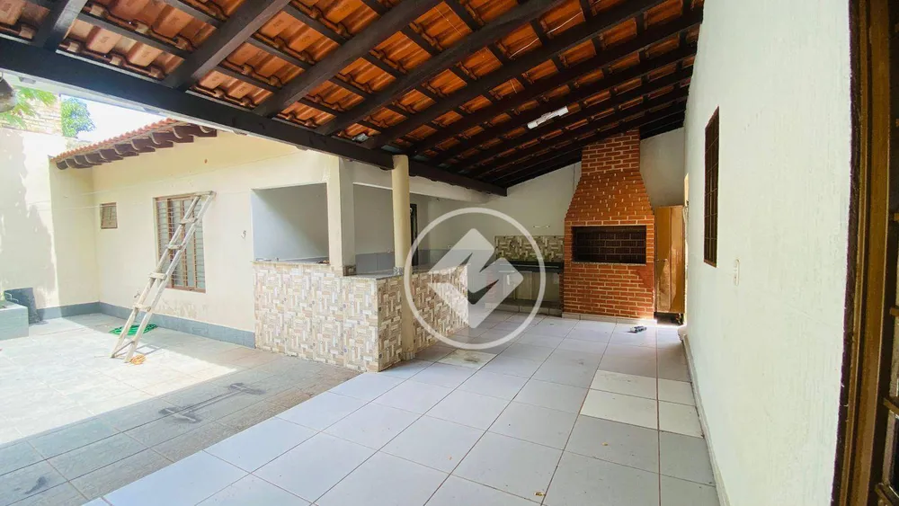 Casa, 4 quartos, 270 m² - Foto 1