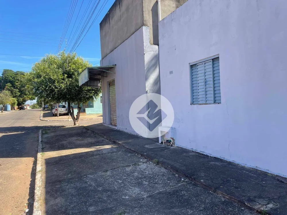 Casa, 1 quarto, 240 m² - Foto 2