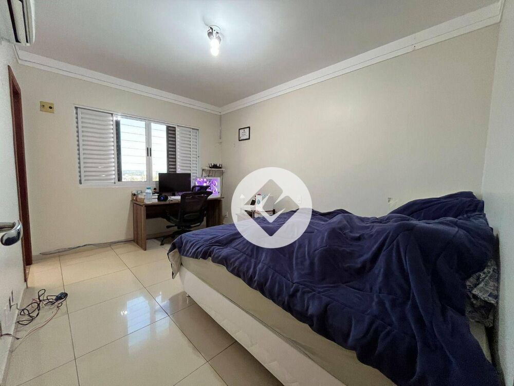 Casa à venda com 5 quartos, 500m² - Foto 8