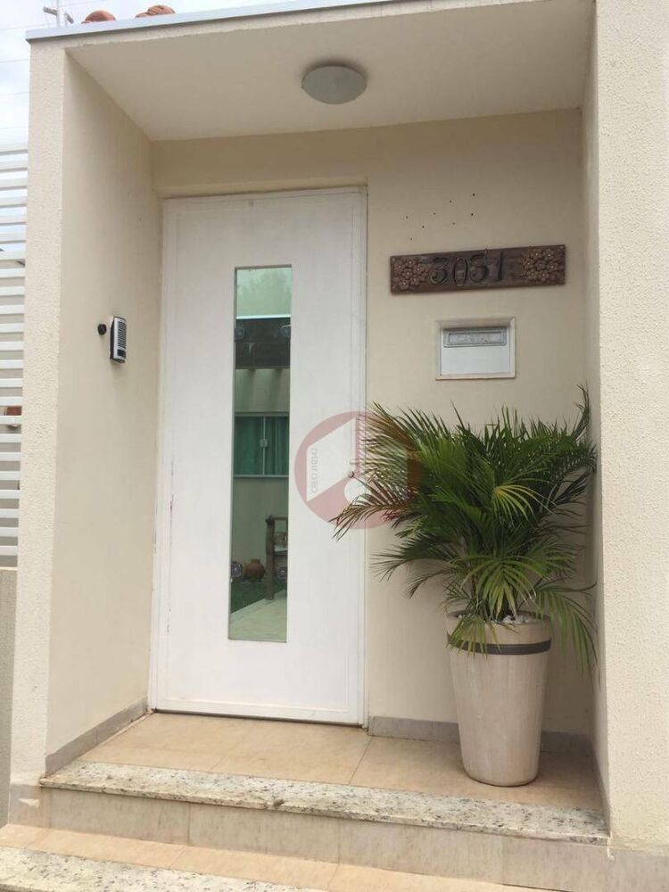 Casa à venda com 3 quartos, 280m² - Foto 1