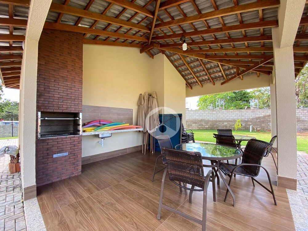 Casa de Condomínio para alugar com 2 quartos, 166m² - Foto 3