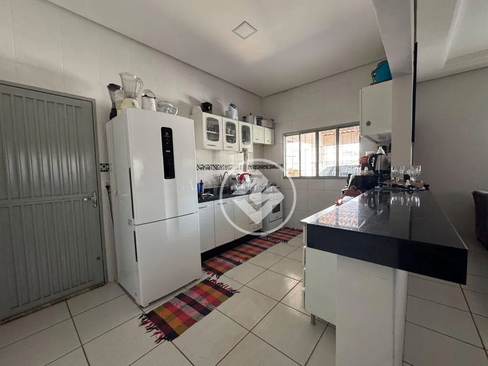 Casa, 3 quartos, 182 m² - Foto 3