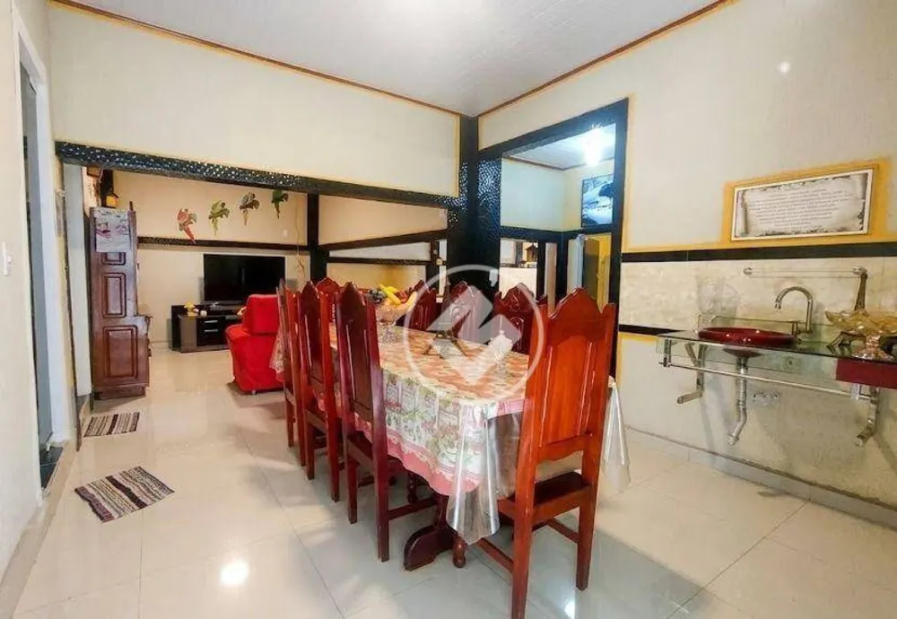 Casa, 3 quartos, 280 m² - Foto 1
