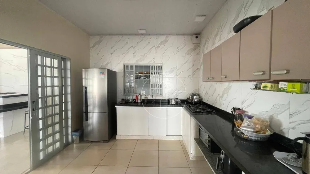 Casa, 3 quartos, 160 m² - Foto 2