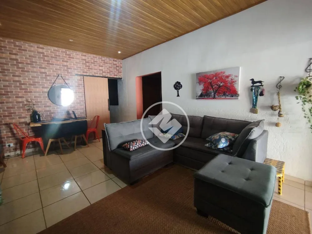 Casa, 4 quartos, 225 m² - Foto 2