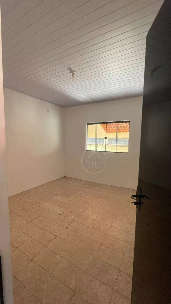 Casa à venda com 3 quartos, 200m² - Foto 3