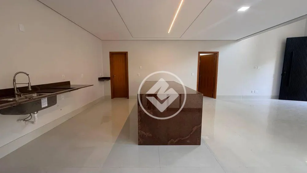 Casa, 4 quartos, 245 m² - Foto 8