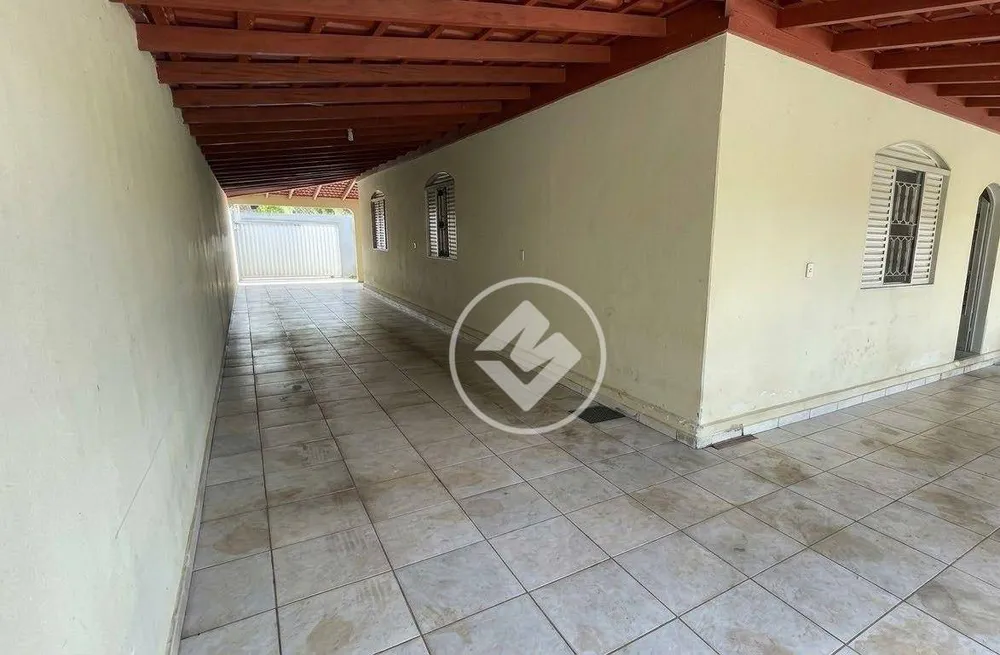 Casa, 4 quartos, 282 m² - Foto 1