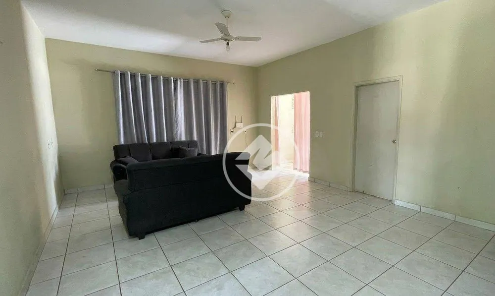 Casa, 4 quartos, 282 m² - Foto 2