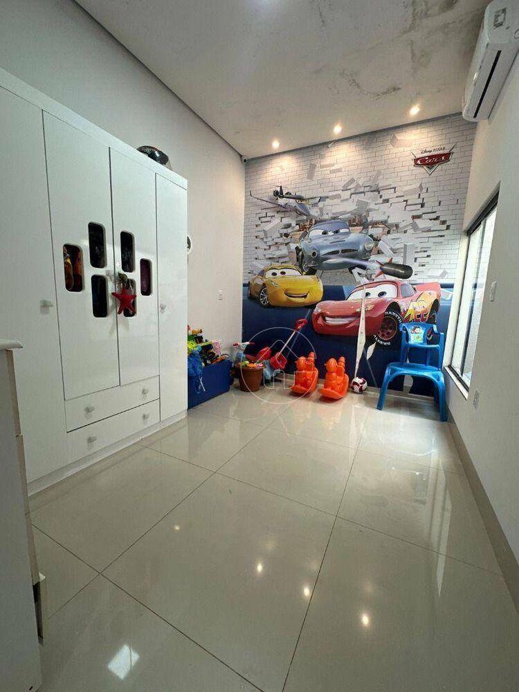 Casa à venda com 4 quartos, 312m² - Foto 4