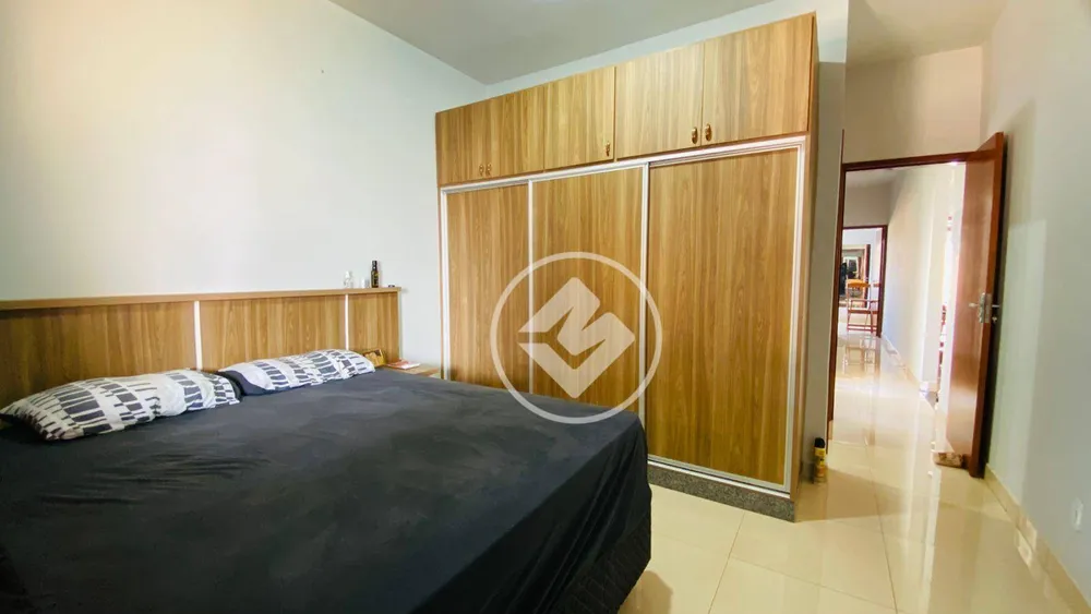 Casa, 3 quartos, 1302 m² - Foto 6