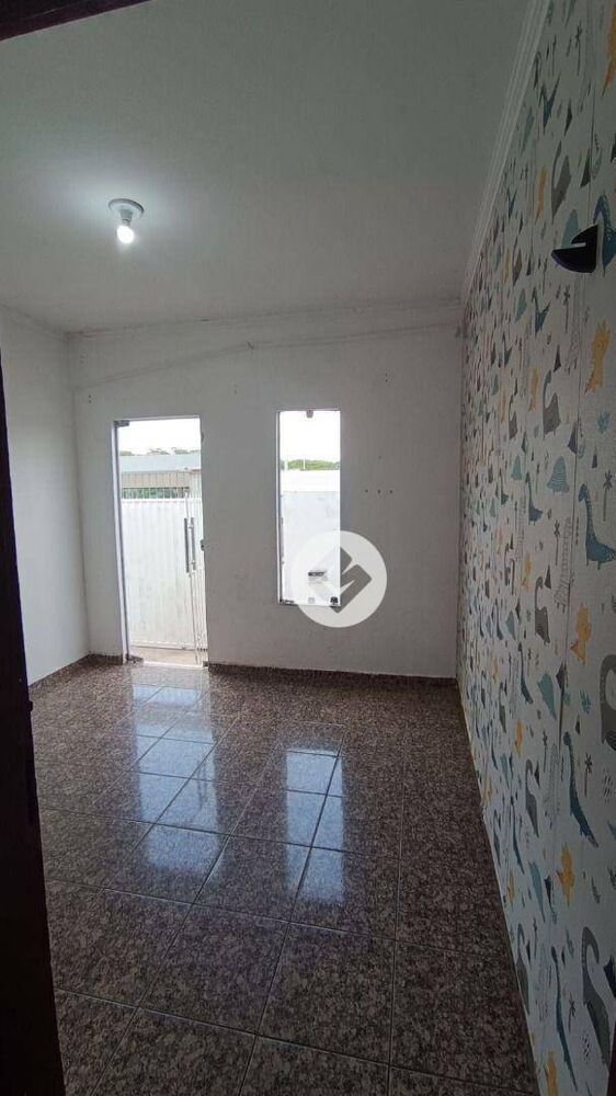 Casa para alugar com 3 quartos, 113m² - Foto 1