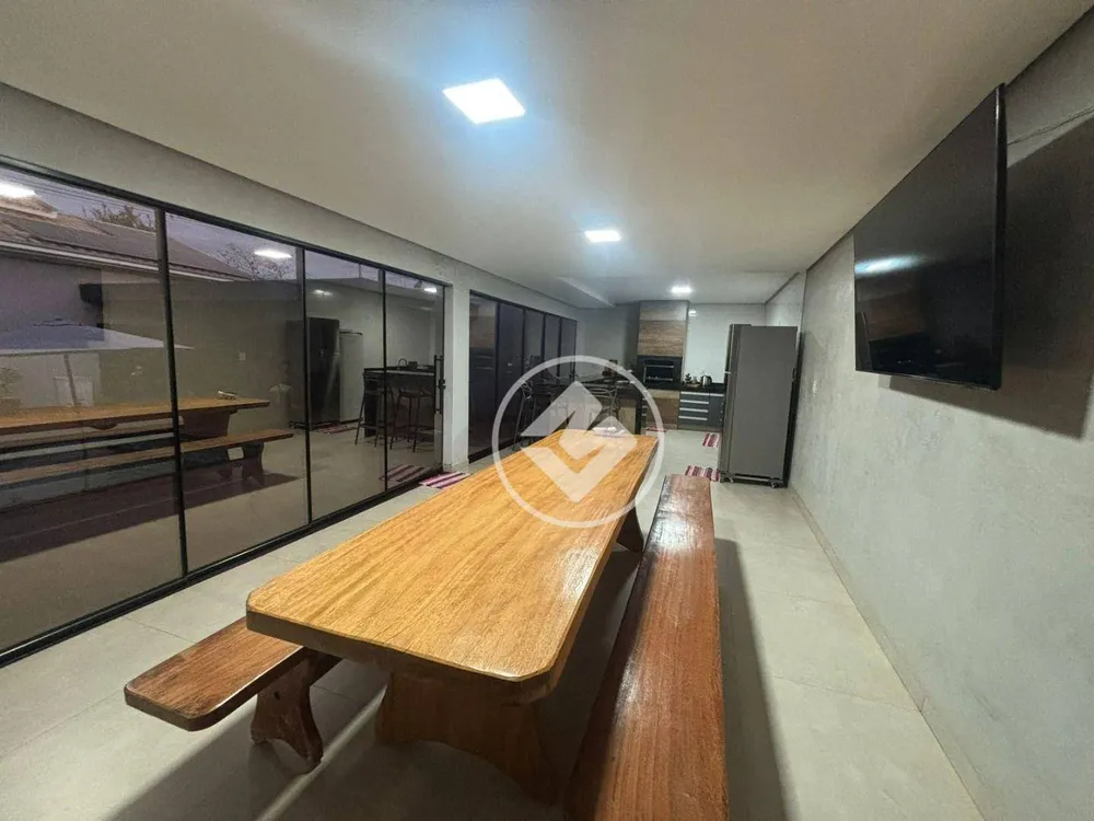 Casa, 3 quartos, 260 m² - Foto 6