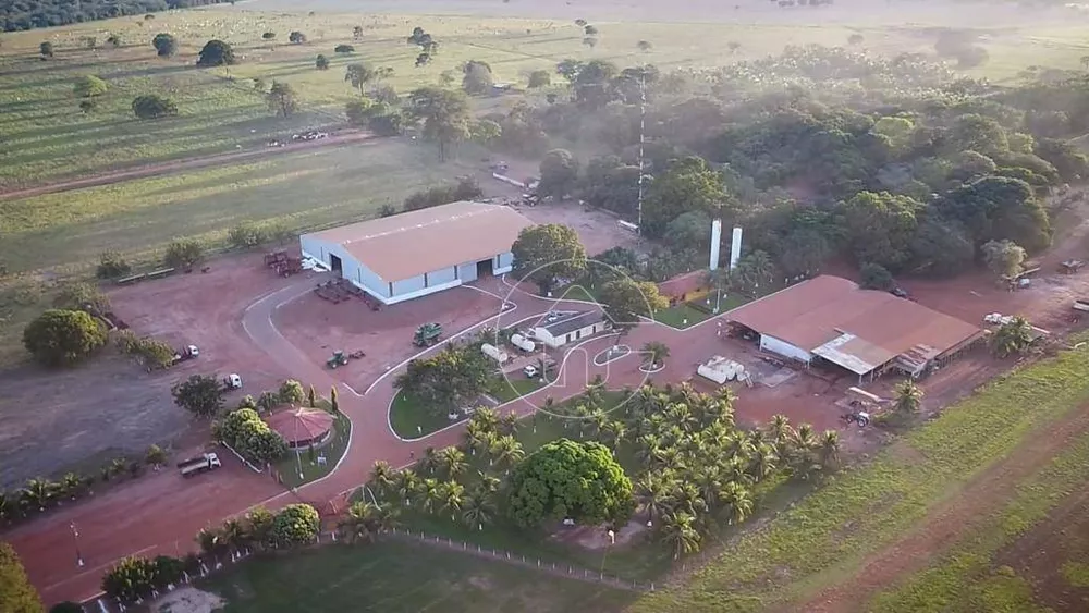 Fazenda à venda, 330000000M2 - Foto 1