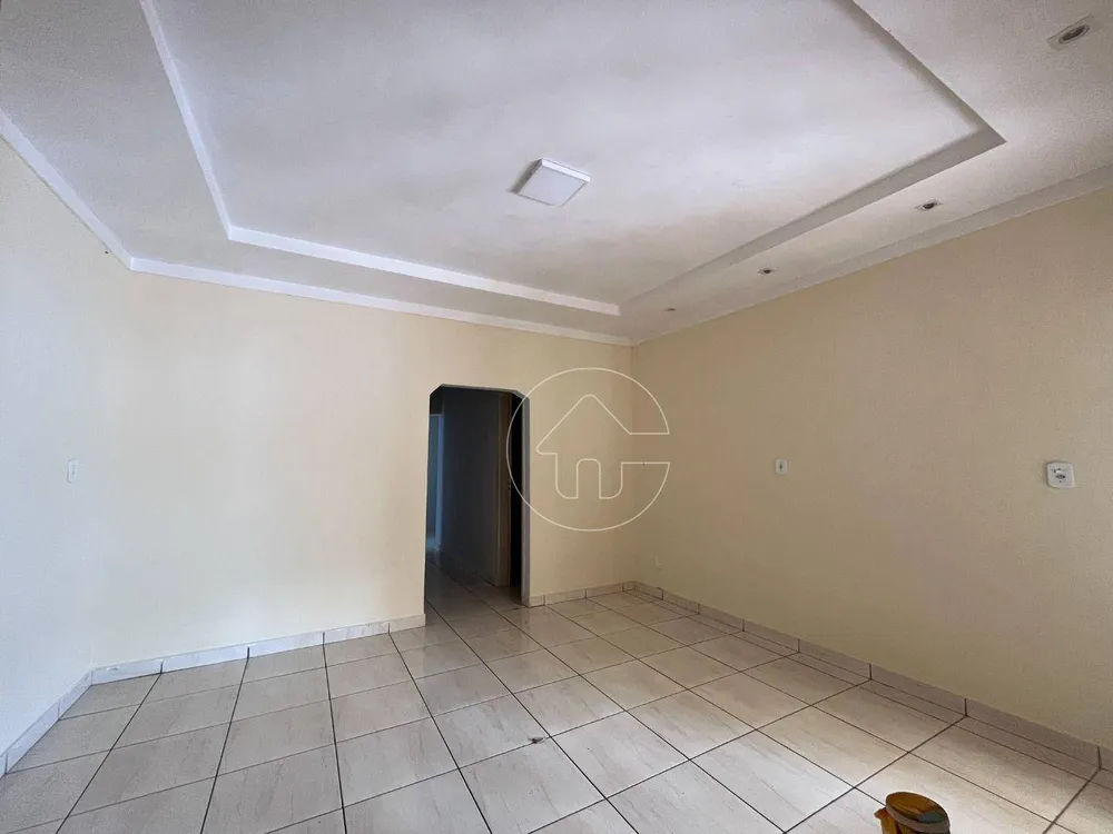 Casa, 3 quartos, 220 m² - Foto 2