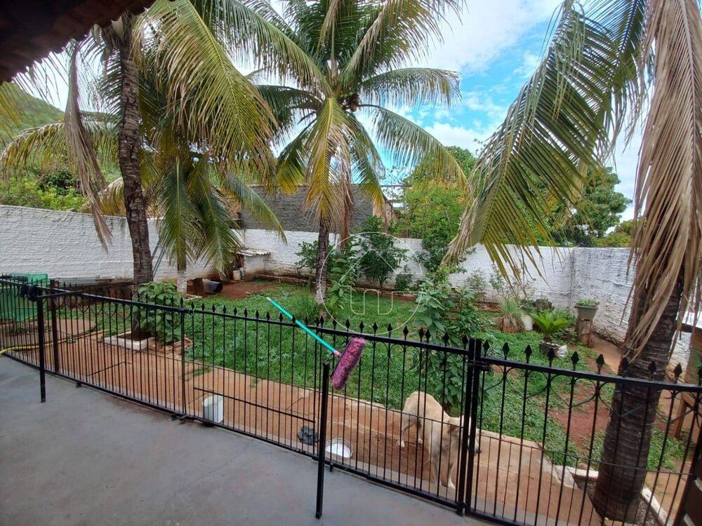 Casa à venda com 3 quartos, 146m² - Foto 4