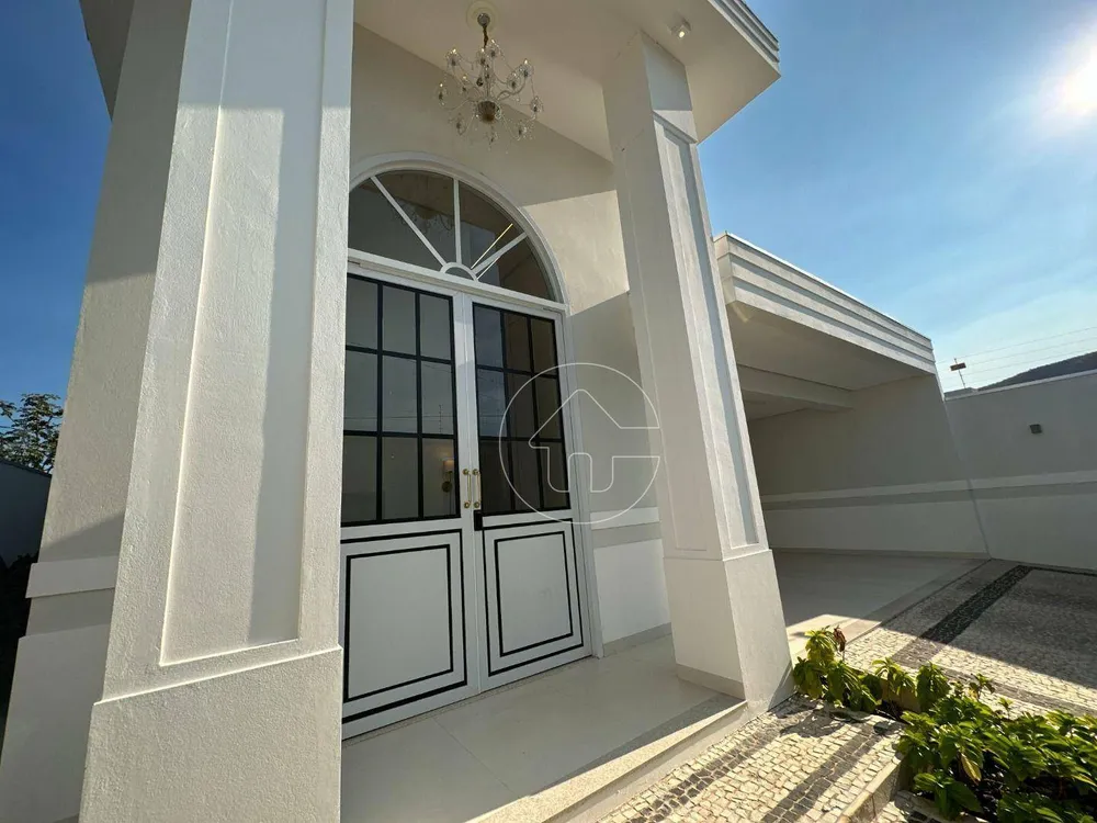 Casa, 3 quartos, 254 m² - Foto 1