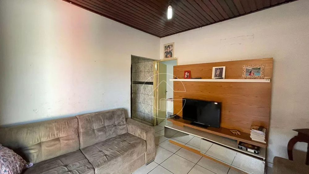 Casa à venda com 2 quartos, 100m² - Foto 2