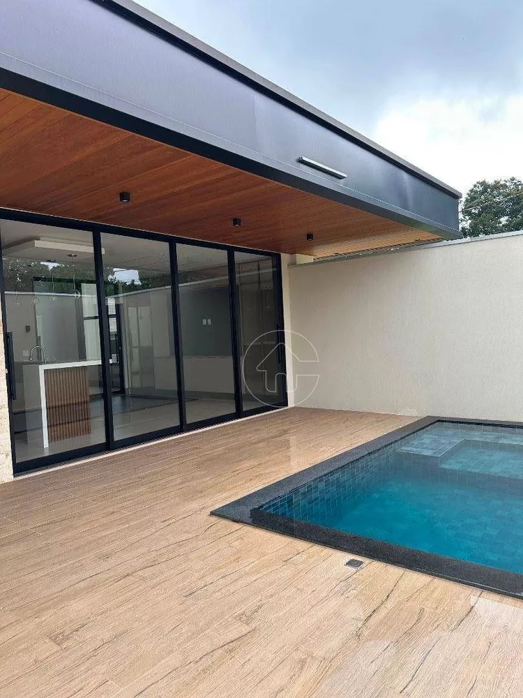 Casa de Condomínio à venda com 3 quartos, 241m² - Foto 3