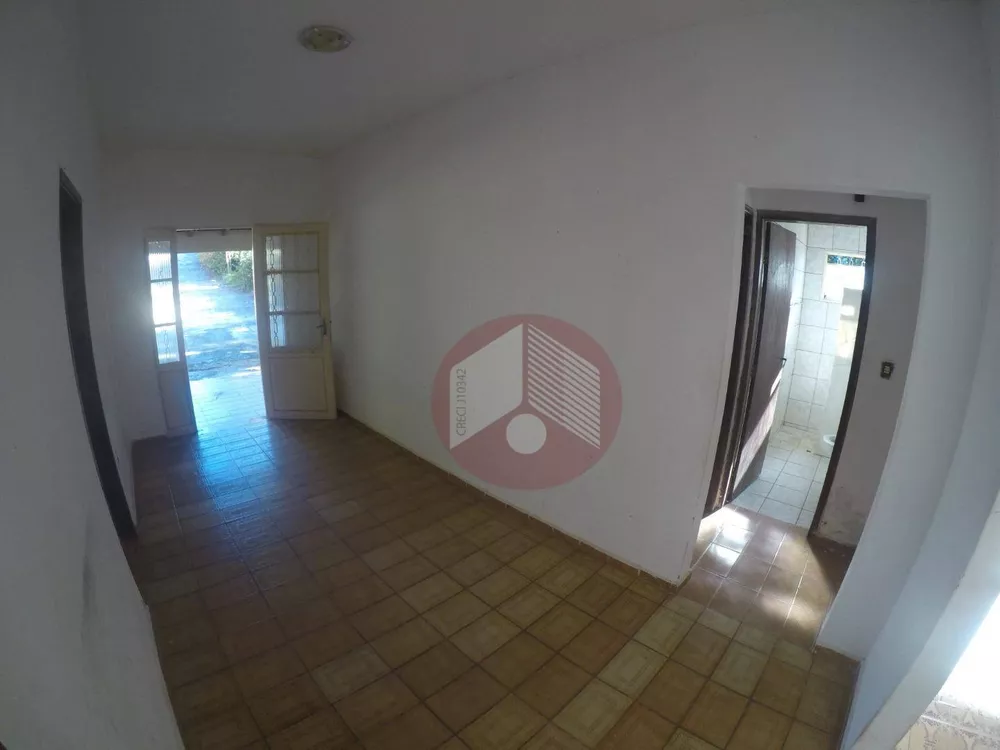 Casa para alugar com 3 quartos, 230m² - Foto 4