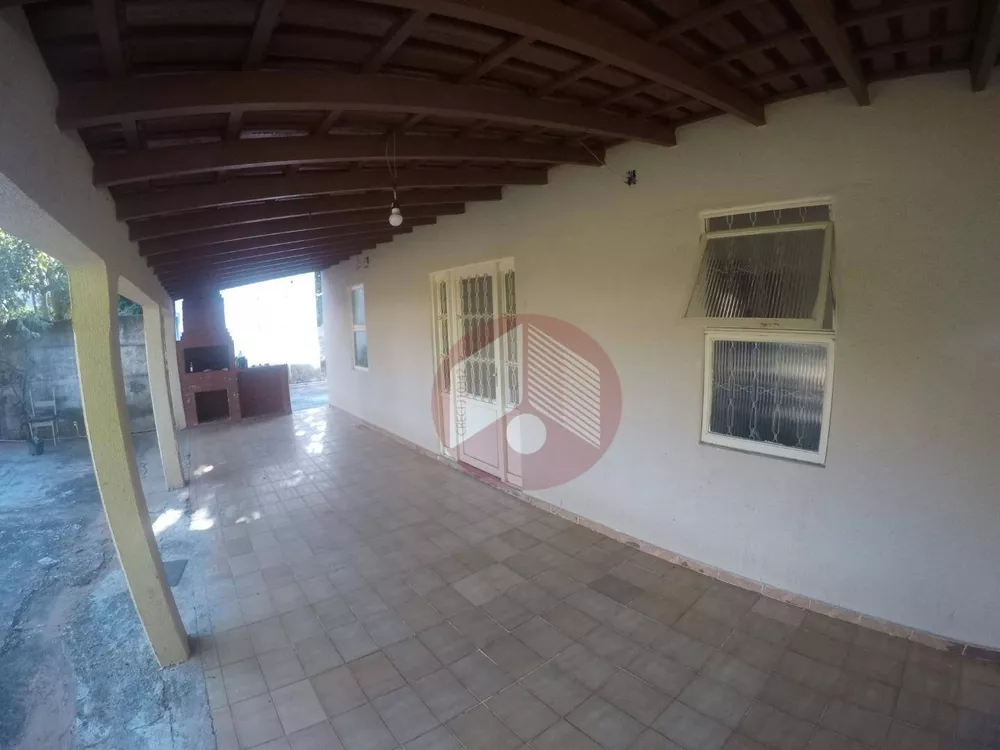 Casa para alugar com 3 quartos, 230m² - Foto 9