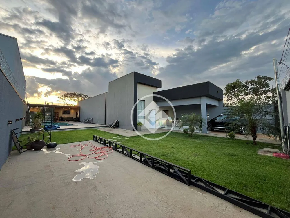 Casa, 3 quartos, 190 m² - Foto 2