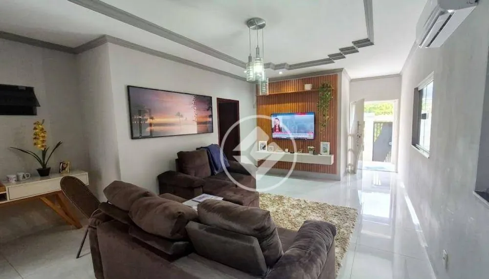 Casa, 3 quartos, 300 m² - Foto 1