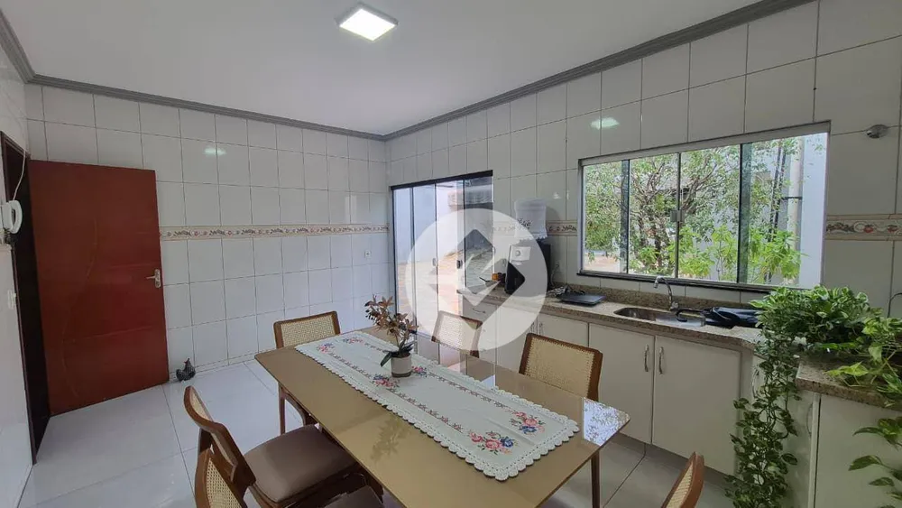 Casa, 3 quartos, 300 m² - Foto 2