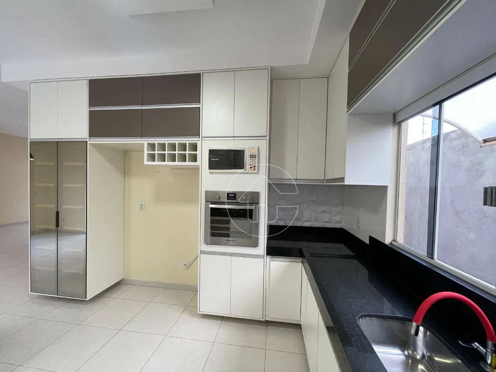 Casa, 3 quartos, 212 m² - Foto 7