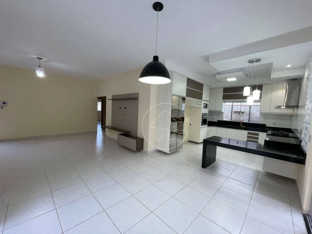 Casa, 3 quartos, 212 m² - Foto 5