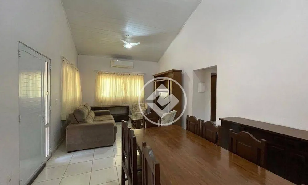 Casa, 4 quartos, 250 m² - Foto 2
