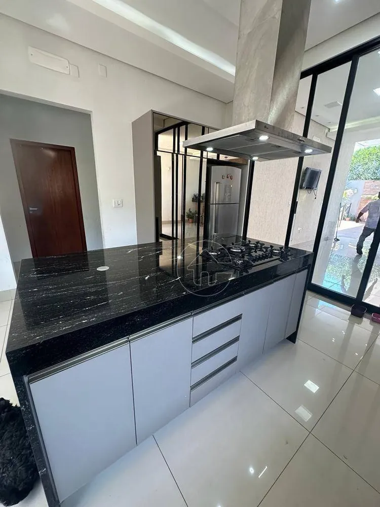 Casa, 4 quartos, 312 m² - Foto 1