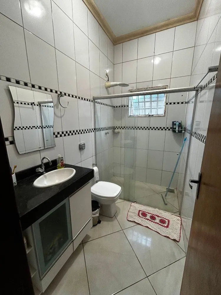Casa, 3 quartos, 195 m² - Foto 1