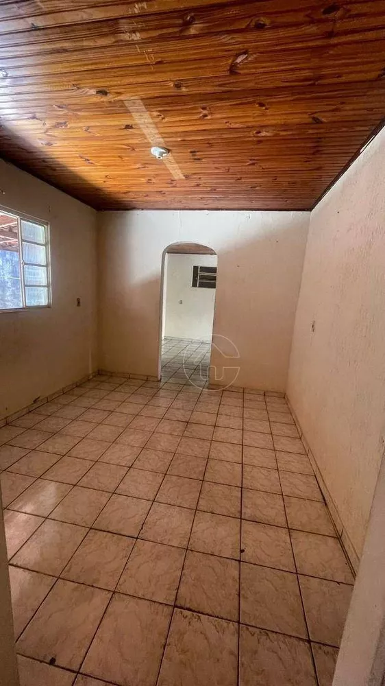 Casa à venda com 3 quartos, 100m² - Foto 1