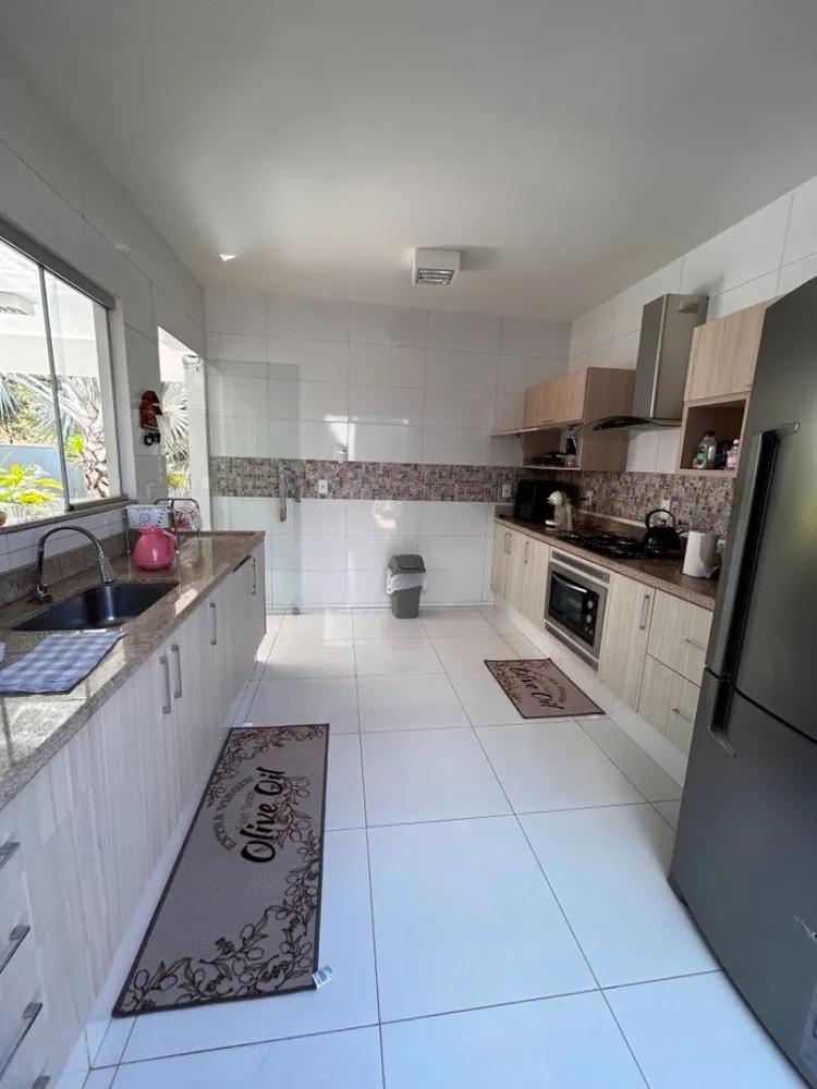 Casa, 4 quartos, 226 m² - Foto 4