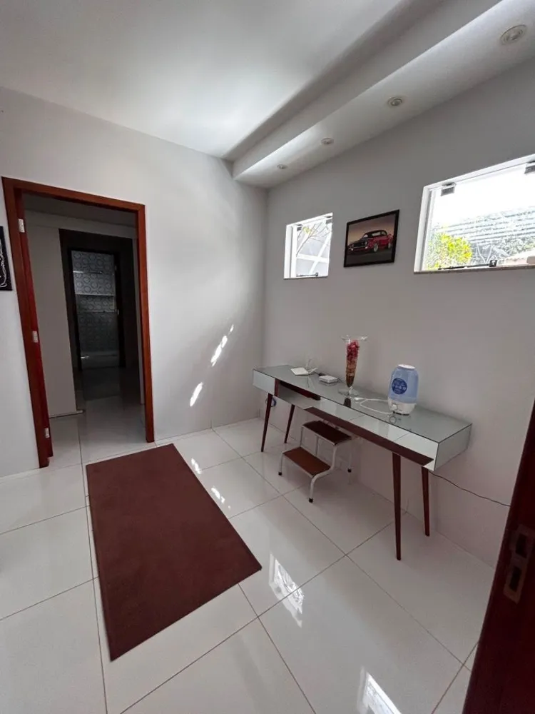 Casa, 4 quartos, 226 m² - Foto 3