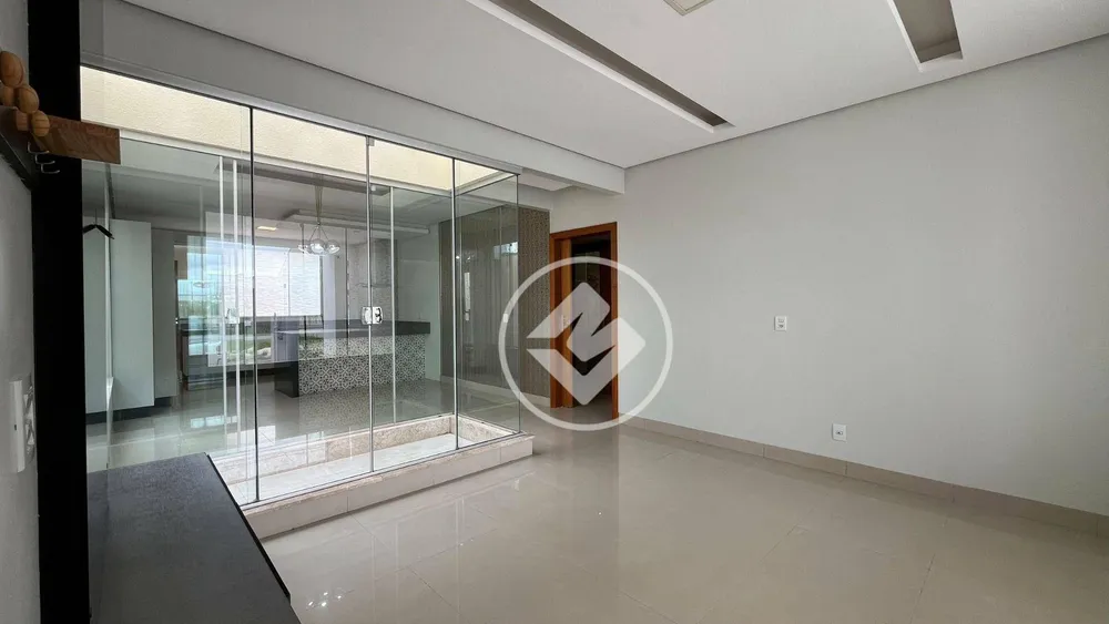 Casa, 3 quartos, 220 m² - Foto 3