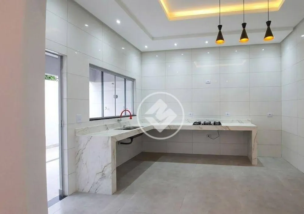 Casa, 3 quartos, 225 m² - Foto 1