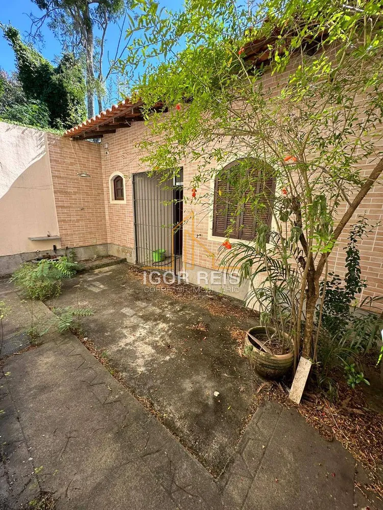 Casa, 3 quartos, 180 m² - Foto 2