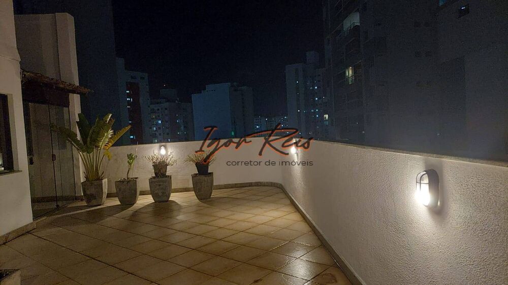 Cobertura, 3 quartos, 220 m² - Foto 4