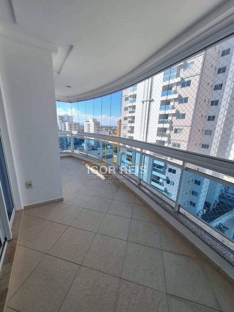 Apartamento à venda com 3 quartos, 144m² - Foto 3