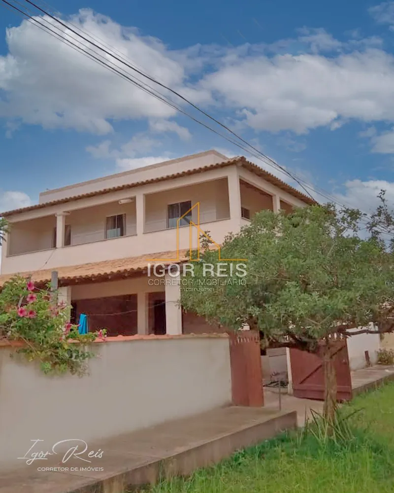 Casa, 4 quartos, 220 m² - Foto 1