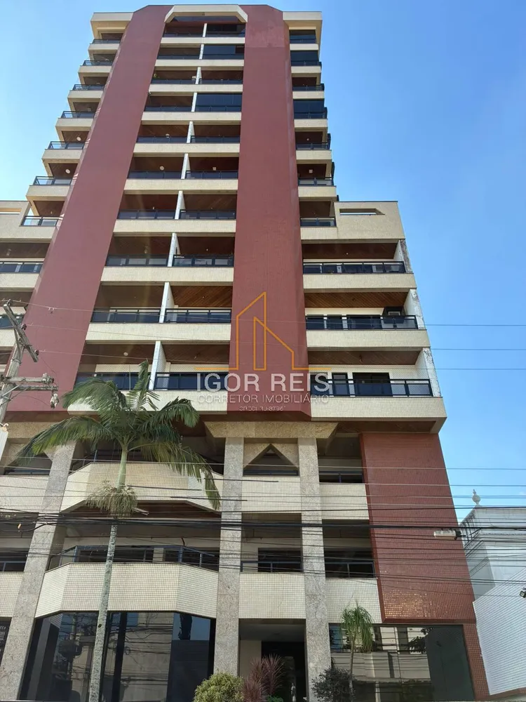 Apartamento, 3 quartos, 137 m² - Foto 1