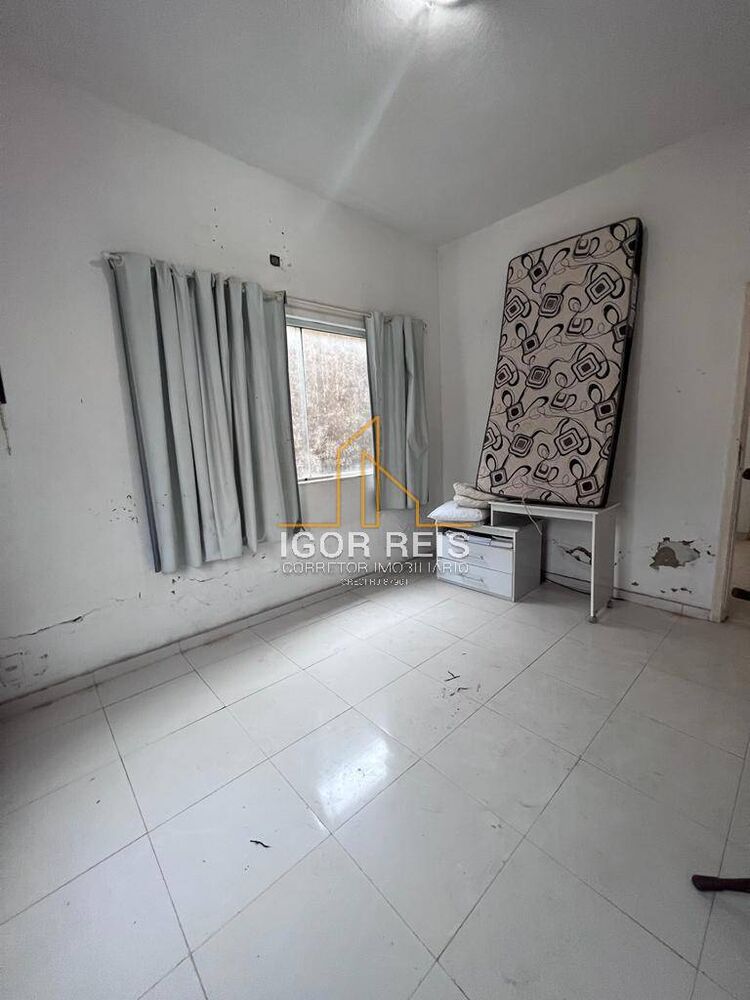 Casa à venda com 3 quartos, 125m² - Foto 2