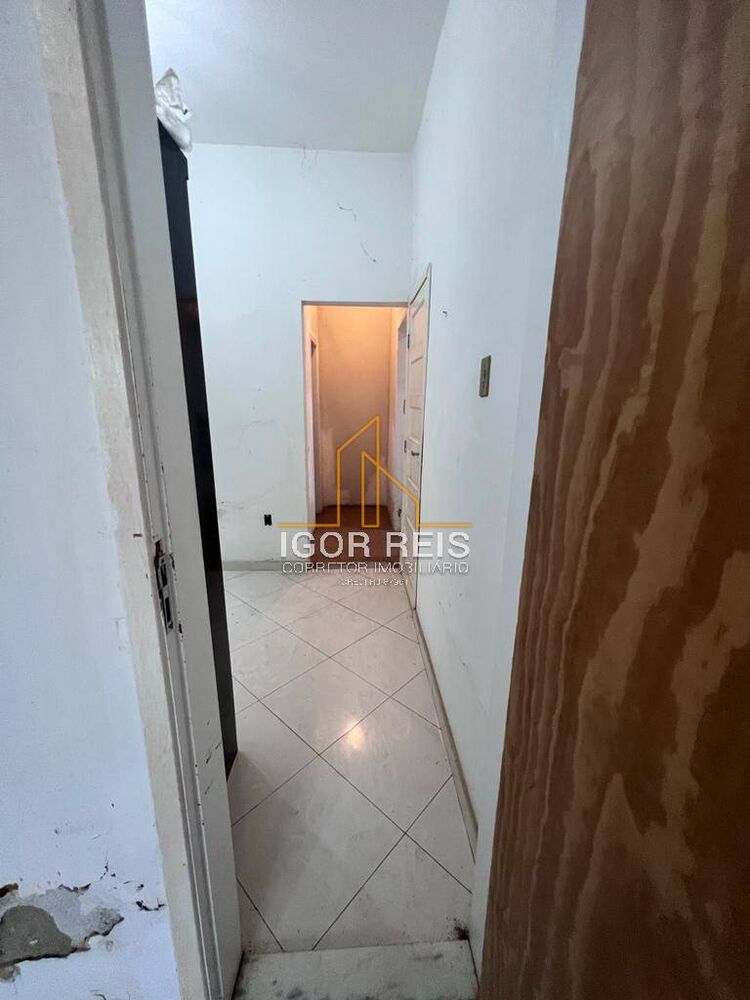 Casa à venda com 3 quartos, 125m² - Foto 1